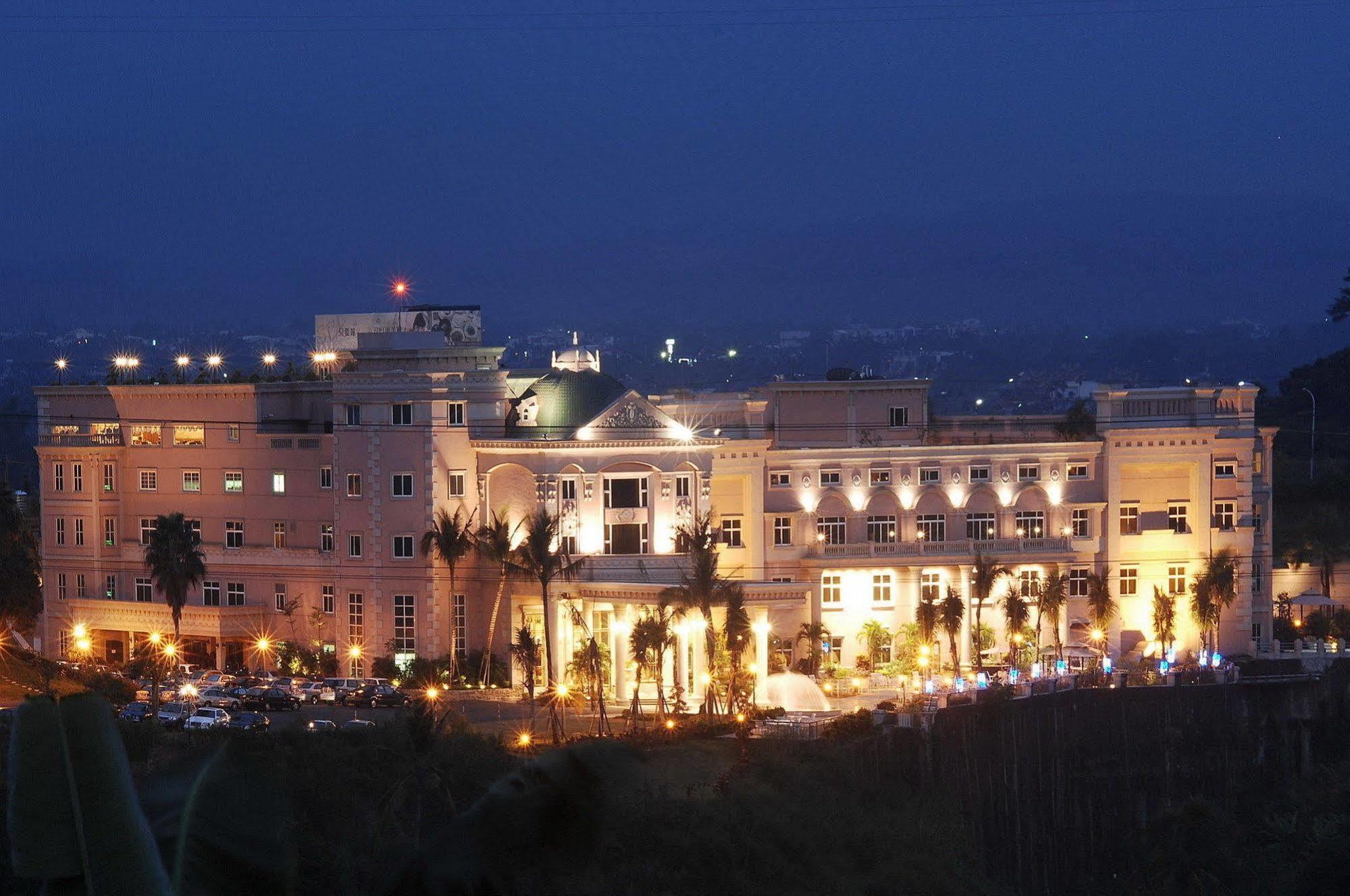 Le Beau Max Resort Fanlu Buitenkant foto