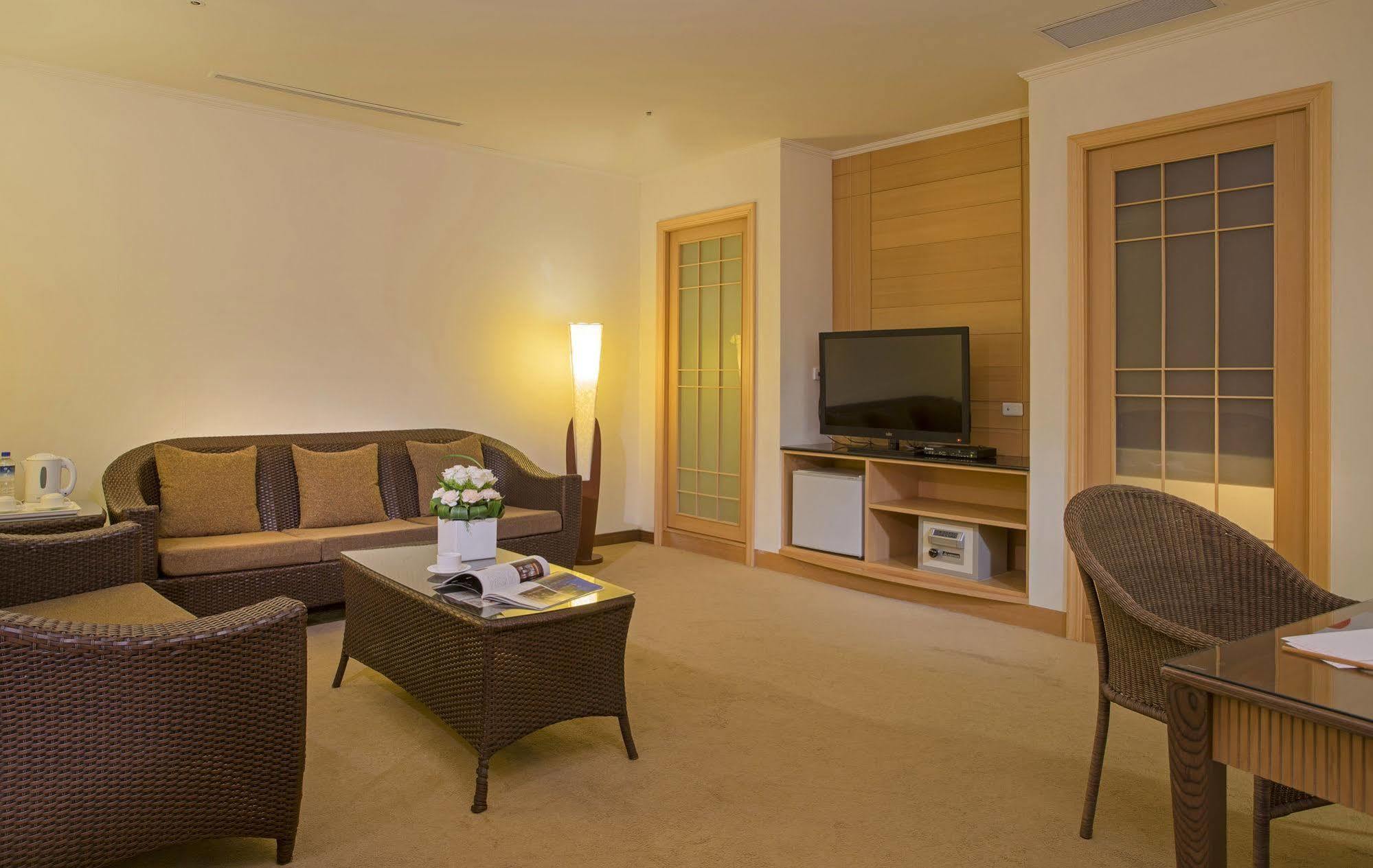 Le Beau Max Resort Fanlu Buitenkant foto